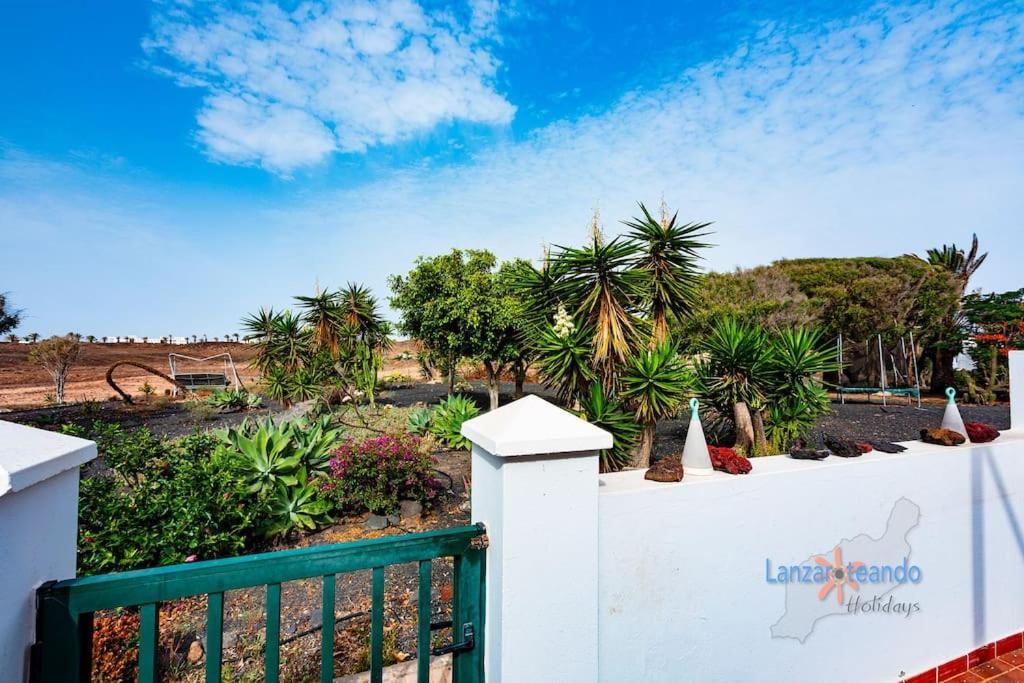 Casa Francy Vivienda Vacacional Коста-Тегисе Экстерьер фото